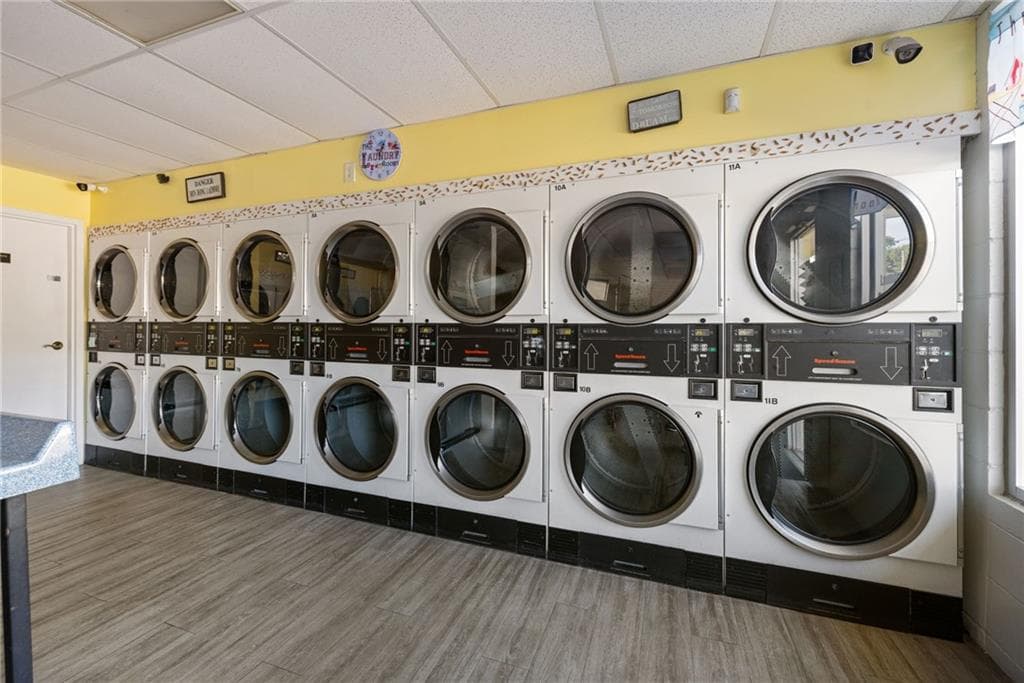 Commercial at 435 437 West Shore Road, Warwick, photo 6 of 12