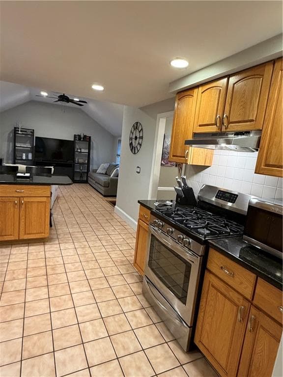 Single Family Residence at 136 Lawnacre Drive, Cranston, photo 17 of 21