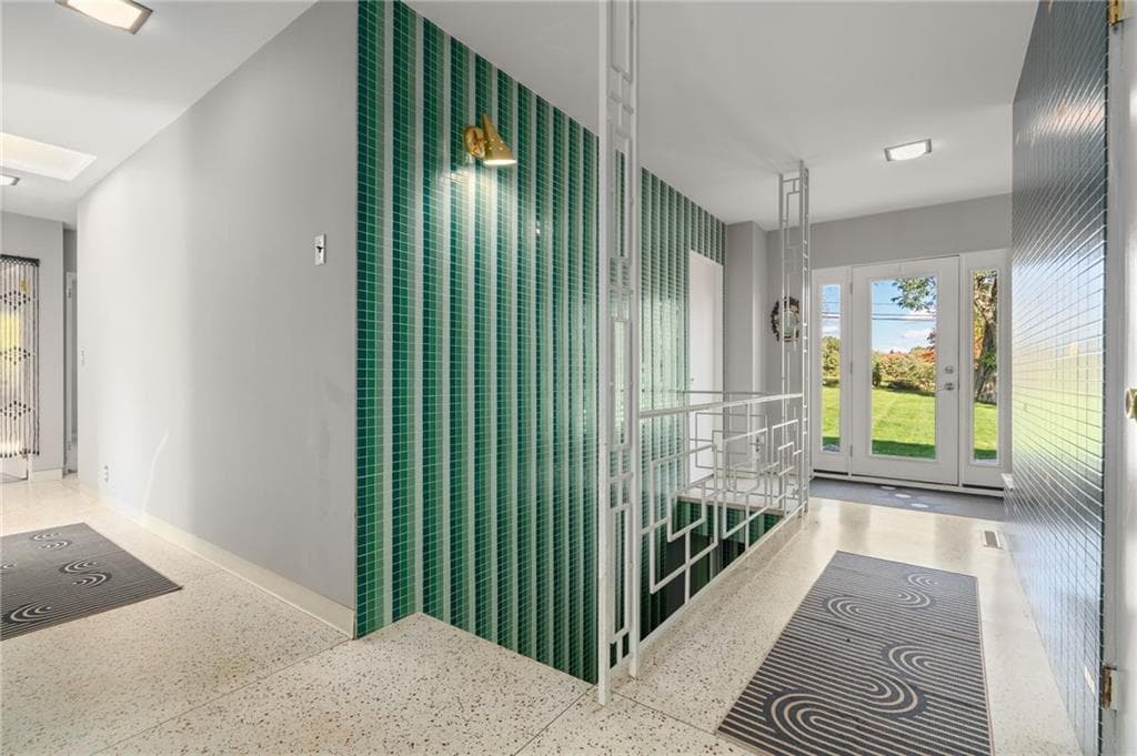 Single Family Residence at 250 Harris Road, Smithfield, photo 24 of 45