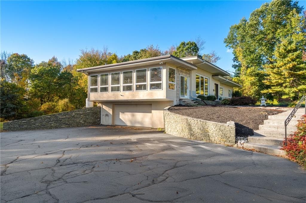 Single Family Residence at 250 Harris Road, Smithfield, photo 38 of 45