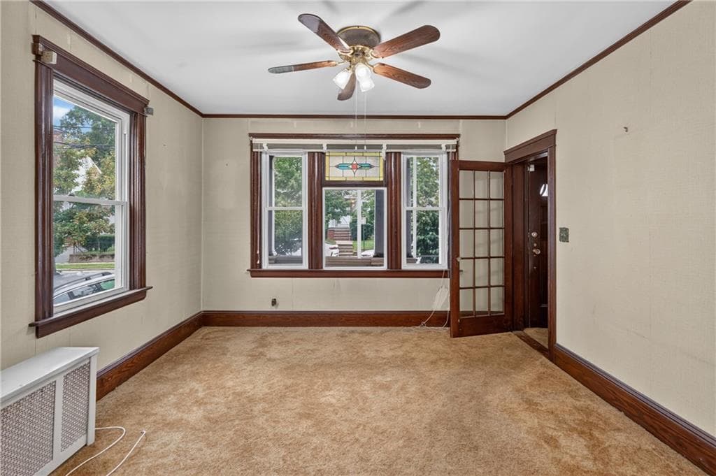Multi Family at 113 Radcliffe Avenue, Providence, photo 6 of 37