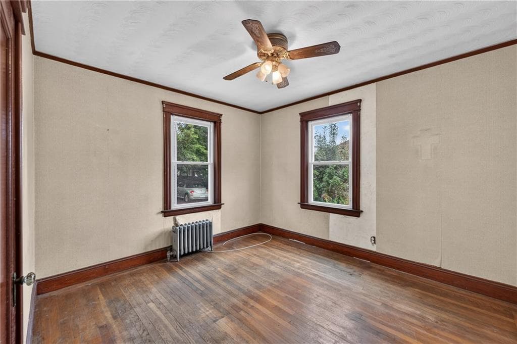 Multi Family at 113 Radcliffe Avenue, Providence, photo 16 of 37
