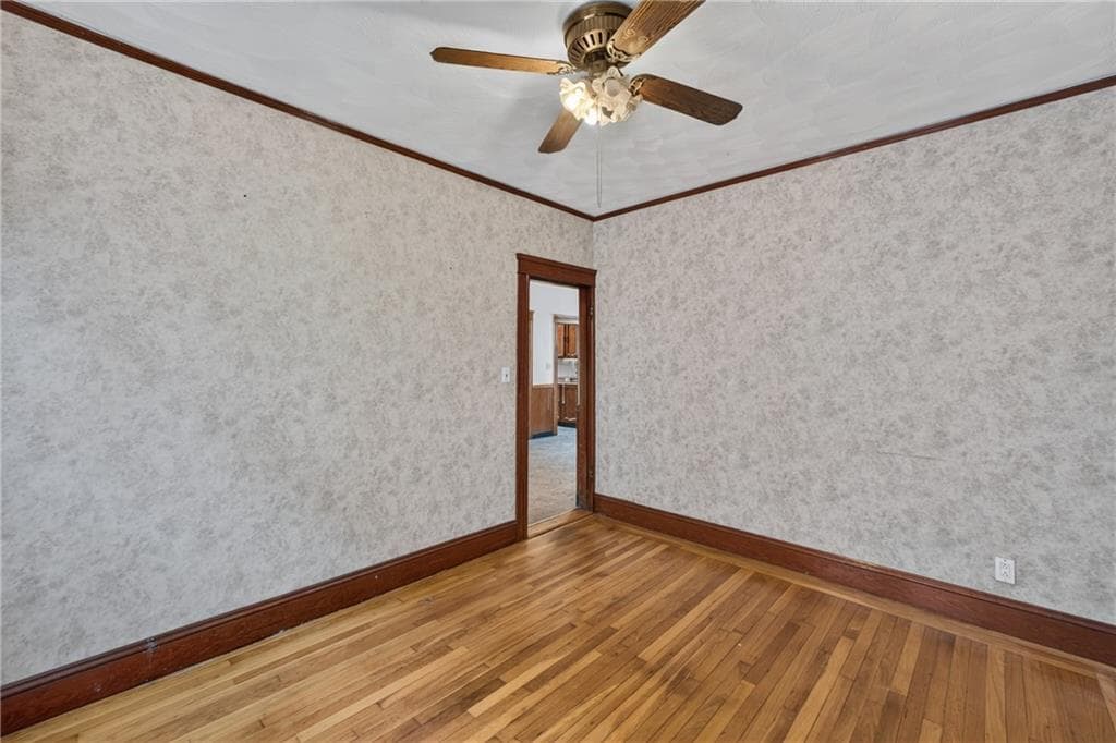 Multi Family at 113 Radcliffe Avenue, Providence, photo 15 of 37