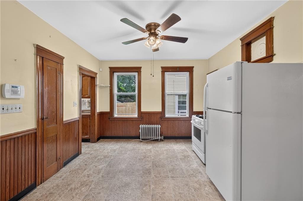 Multi Family at 113 Radcliffe Avenue, Providence, photo 19 of 37