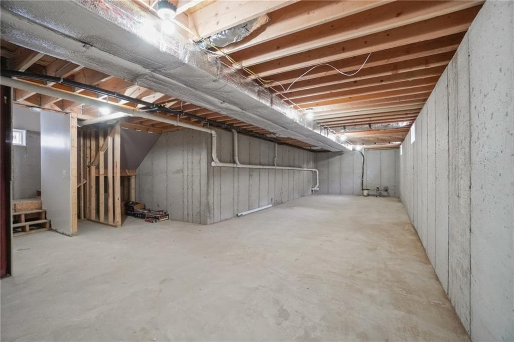 Single Family Residence at 354 Jastram Street, Providence, photo 25 of 30