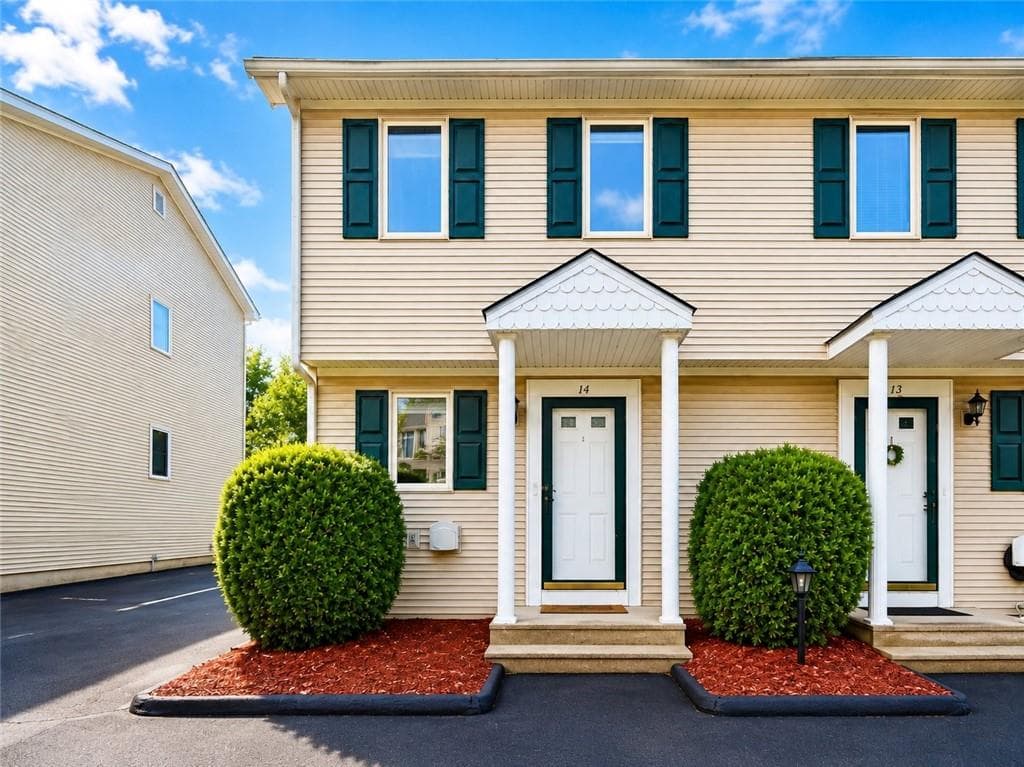 Condominium at Western Cranston, Cranston, photo 2 of 14