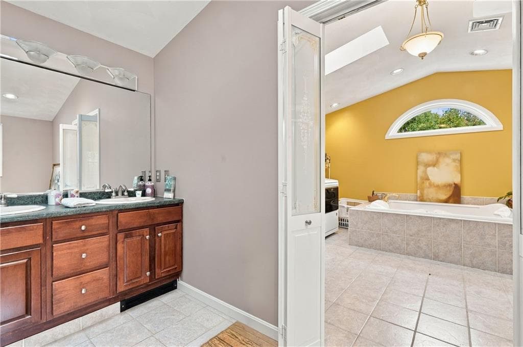 Single Family Residence at 18 Pineridge Drive, Smithfield, photo 27 of 49