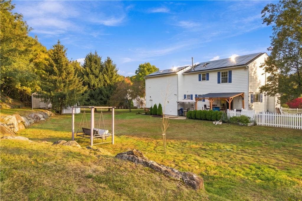 Single Family Residence at 18 Pineridge Drive, Smithfield, photo 42 of 49