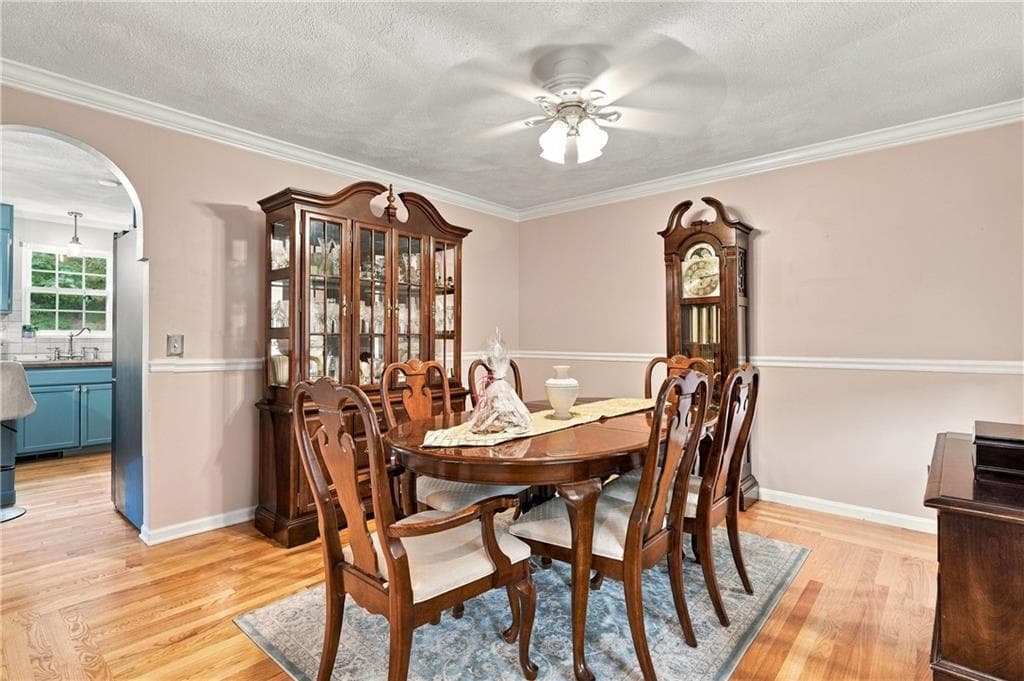 Single Family Residence at 18 Pineridge Drive, Smithfield, photo 18 of 49