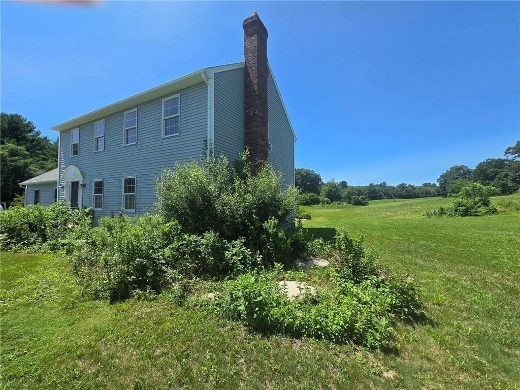 Single Family Residence at 45 Pleasant View Drive, Hopkinton, photo 2 of 27
