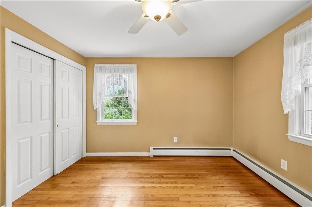 Single Family Residence at 6 Wampanoag Circle, North Kingstown, photo 16 of 27