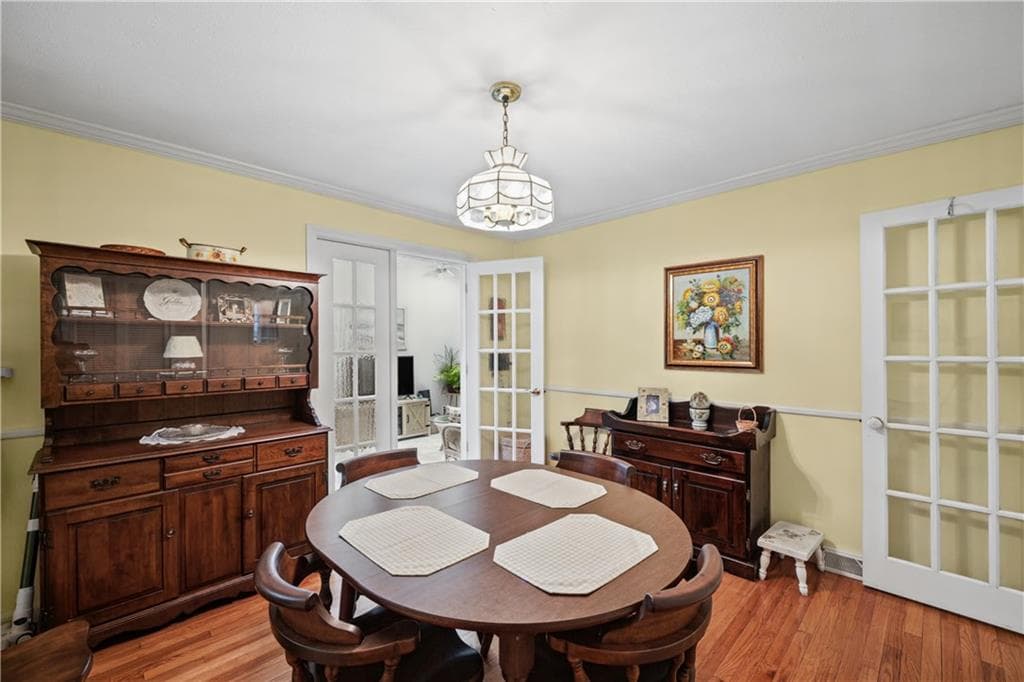 Single Family Residence at 420 Crandall Road, Tiverton, photo 13 of 40