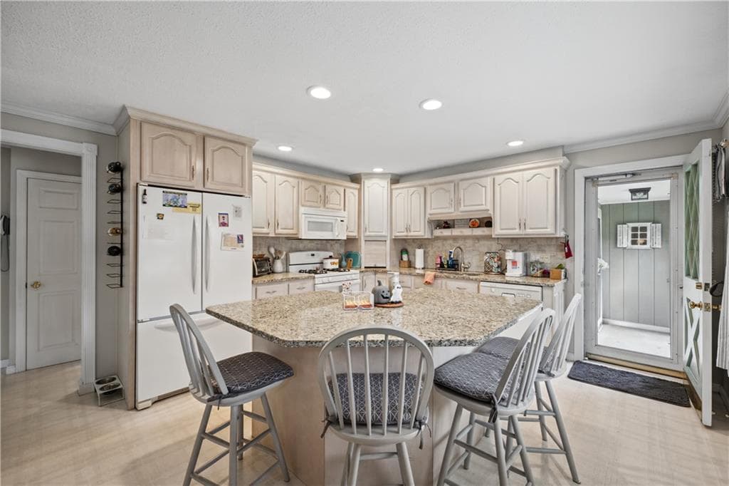 Single Family Residence at 420 Crandall Road, Tiverton, photo 5 of 40