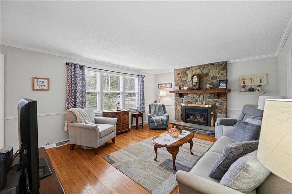 Single Family Residence at 420 Crandall Road, Tiverton, photo 8 of 40