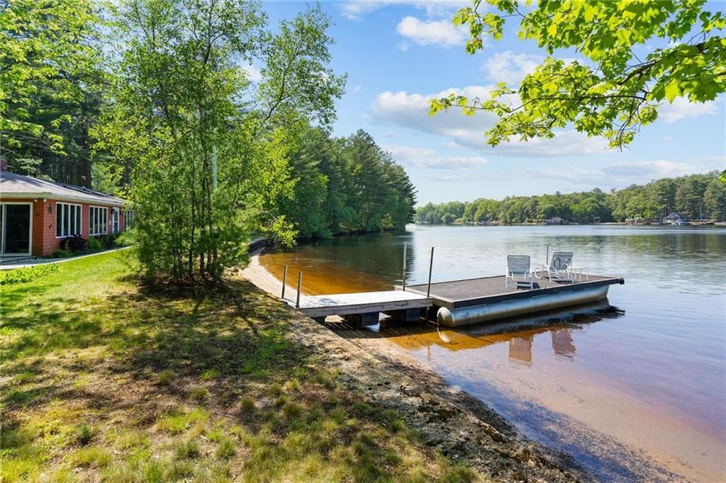 Condominium at 87 Sunset Lake Circle Circle, Coventry, photo 11 of 17
