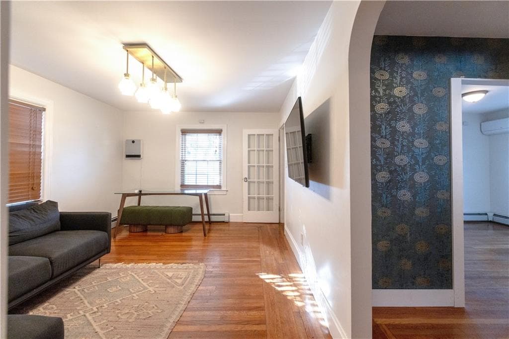 Single Family Residence at 73 Clematis Street, Providence, photo 8 of 17