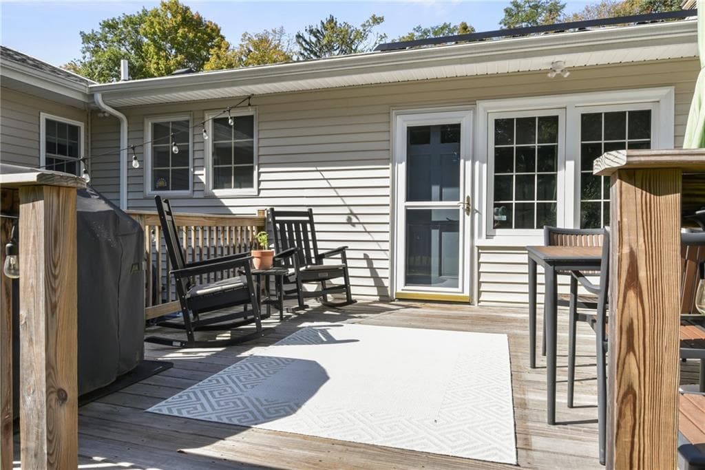Single Family Residence at 804 Love Lane, Warwick, photo 46 of 47
