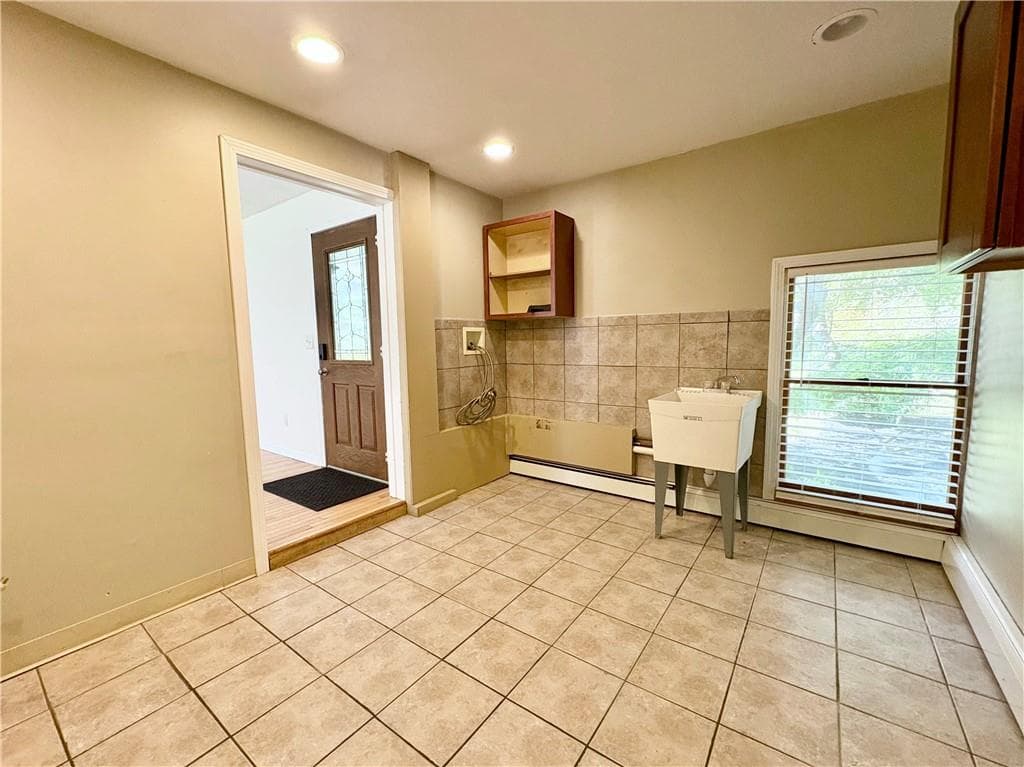 Single Family Residence at 46 New Road, Exeter, photo 28 of 50