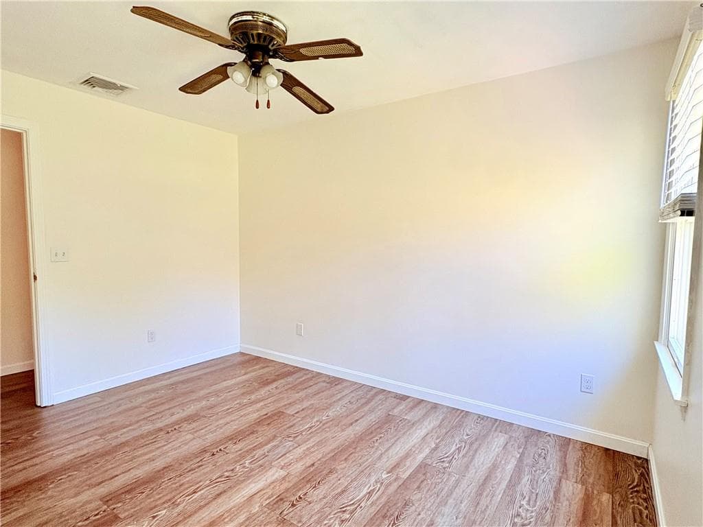 Single Family Residence at 46 New Road, Exeter, photo 25 of 50