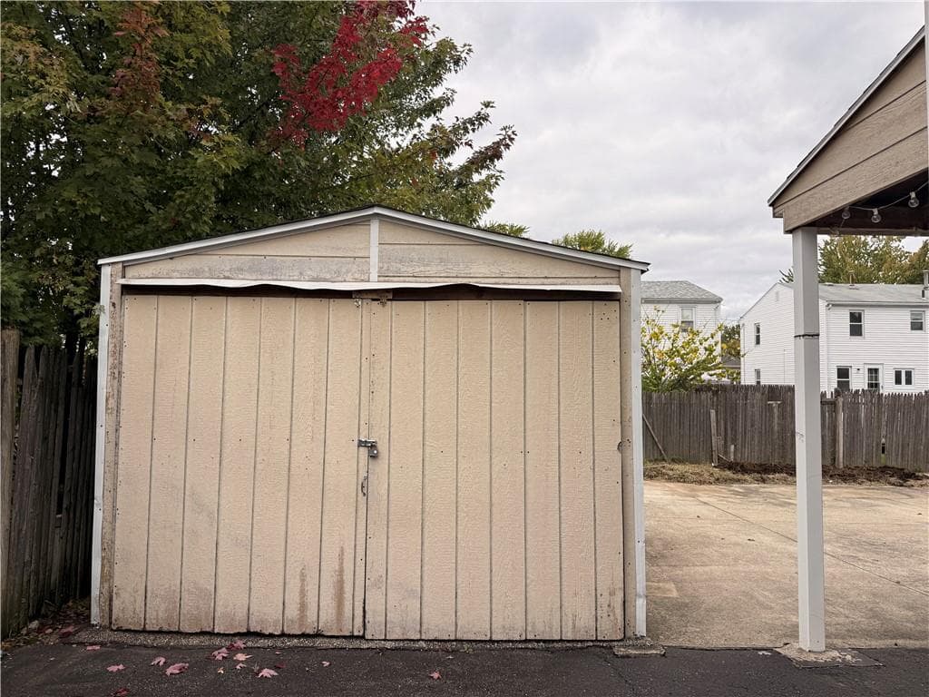 Multi Family at 123 Pleasant Street, Cranston, photo 39 of 41