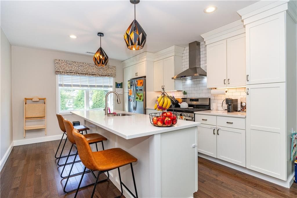 Condominium at 3800 Post Road UNIT 9, Warwick, photo 4 of 39