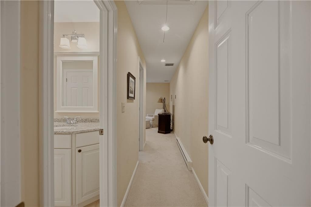 Condominium at 32 Belmont Drive UNIT 4, Portsmouth, photo 16 of 41