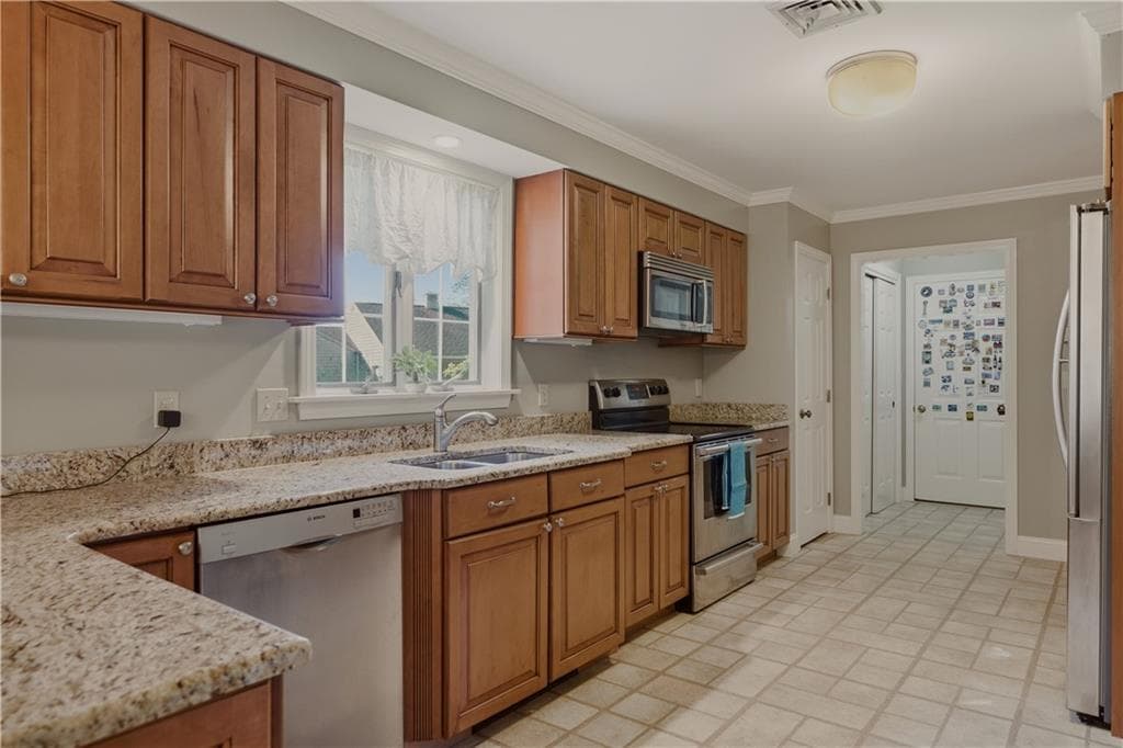 Condominium at 32 Belmont Drive UNIT 4, Portsmouth, photo 11 of 41