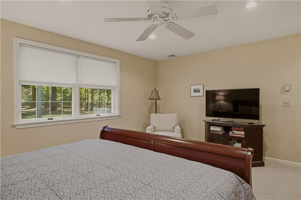 Condominium at 32 Belmont Drive UNIT 4, Portsmouth, photo 19 of 41