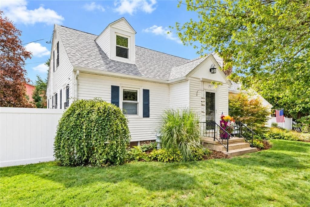 Single Family Residence at 77 Narragansett Avenue, Westerly, photo 2 of 42