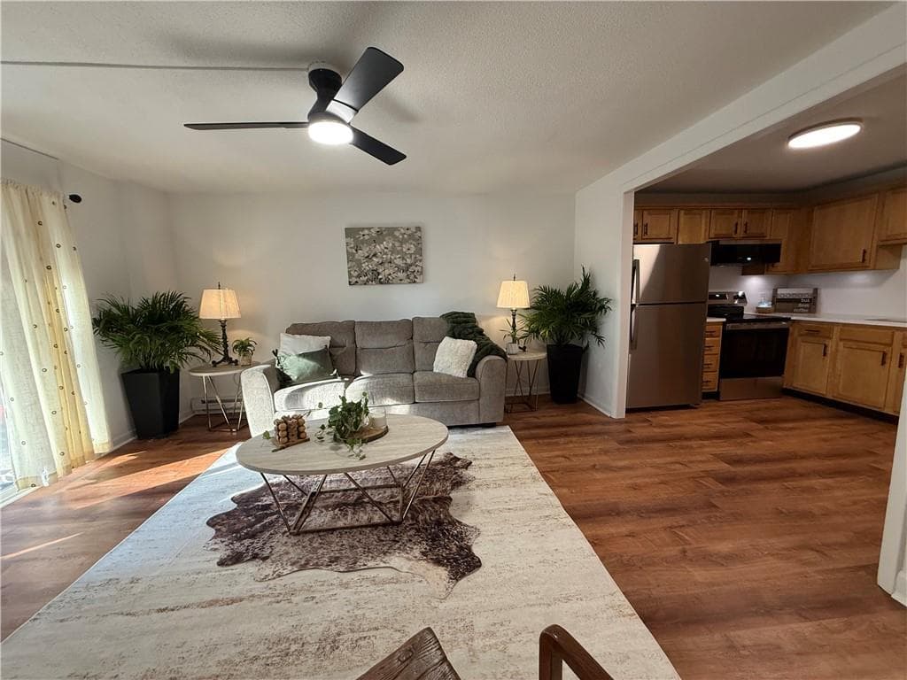 Condominium at 120 Pilgrim Parkway UNIT 4, Warwick, photo 23 of 26