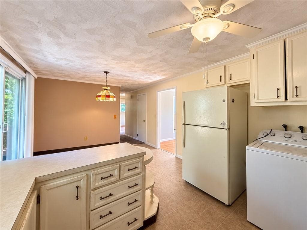 Single Family Residence at 111 Wellspring Drive, Cranston, photo 18 of 35
