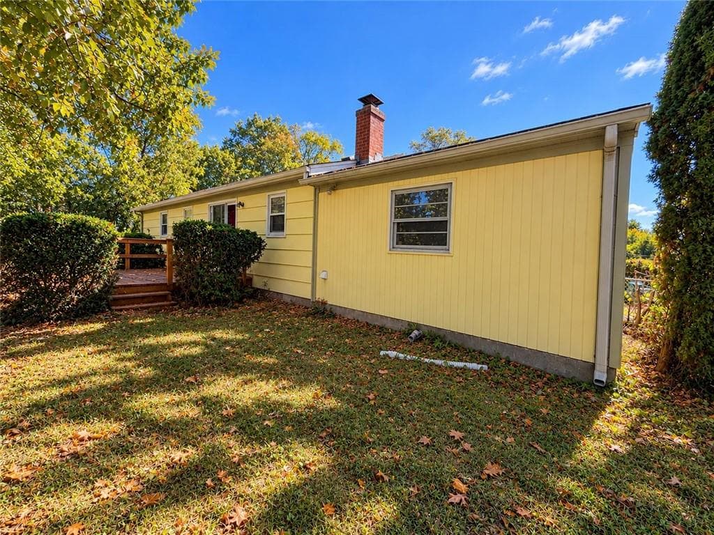 Single Family Residence at 111 Wellspring Drive, Cranston, photo 31 of 35