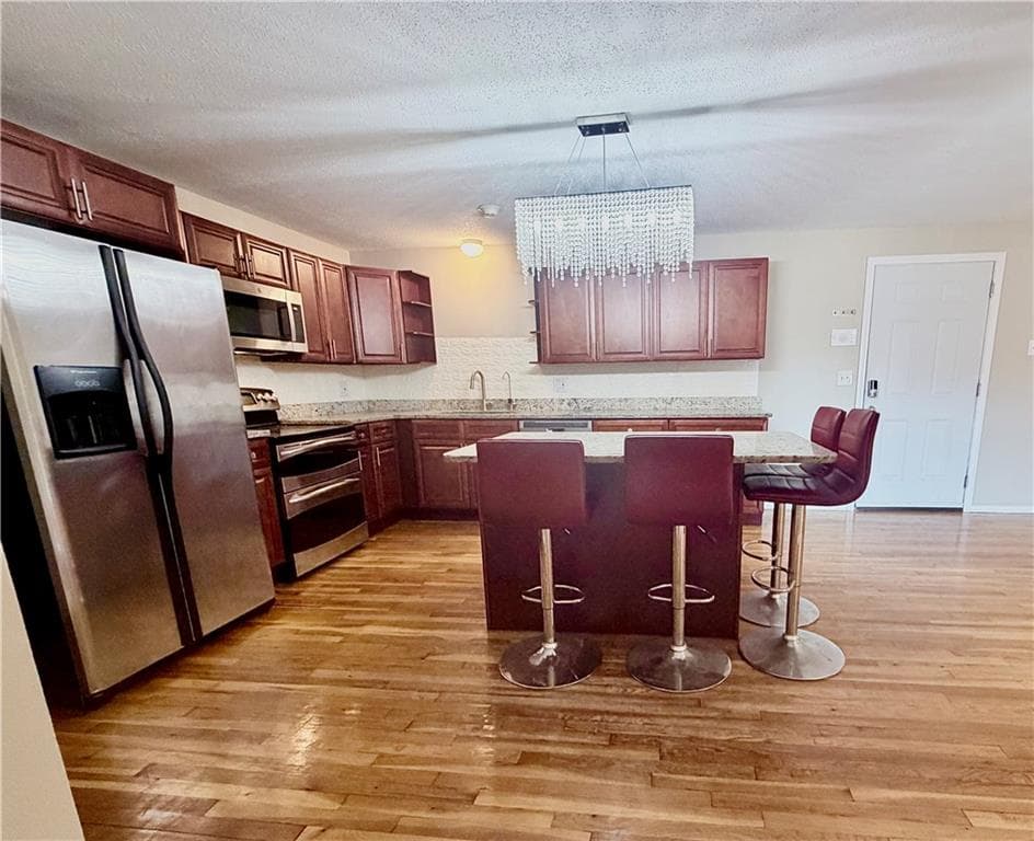 Condominium at 380 Sunset Avenue UNIT 11, North Providence, photo 4 of 15
