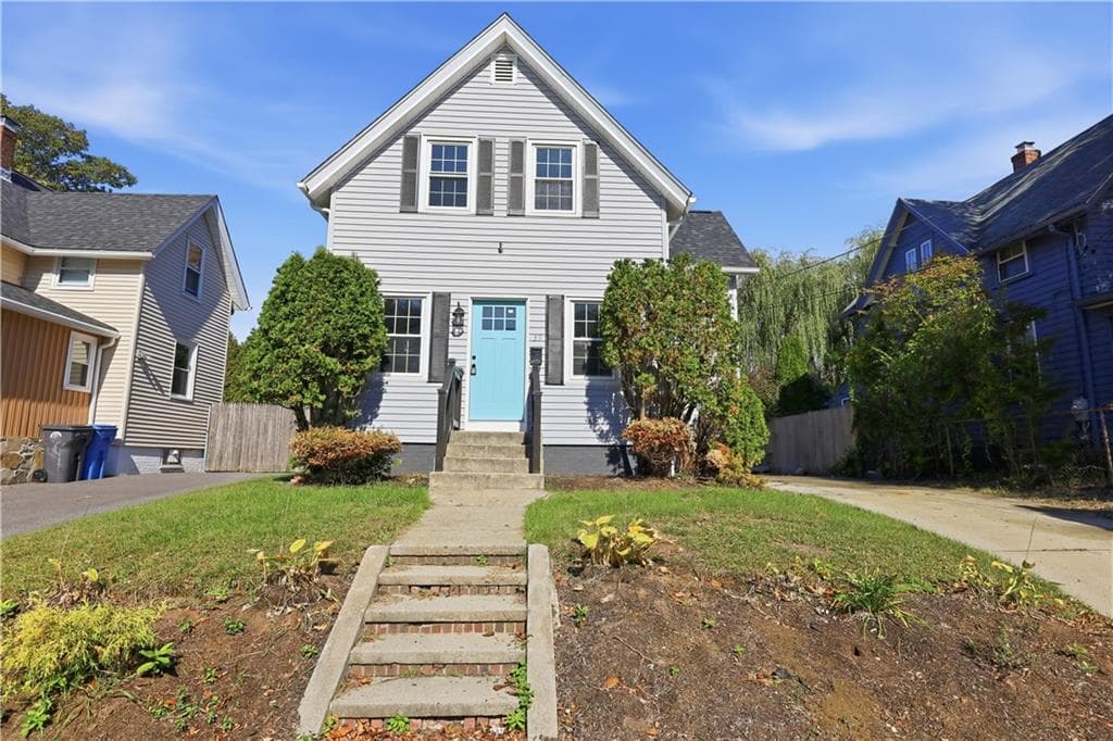Single Family Residence at 39 Marion Avenue S, Cranston, photo 3 of 34