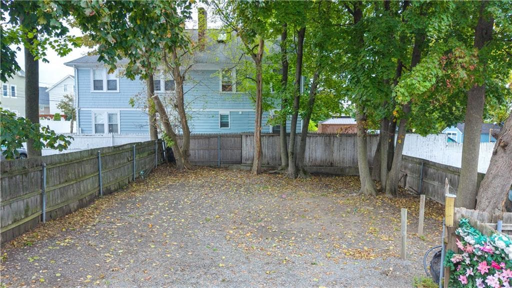 Single Family Residence at 81 Pomona Avenue, Providence, photo 13 of 16