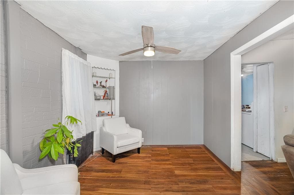 Single Family Residence at 81 Pomona Avenue, Providence, photo 4 of 16