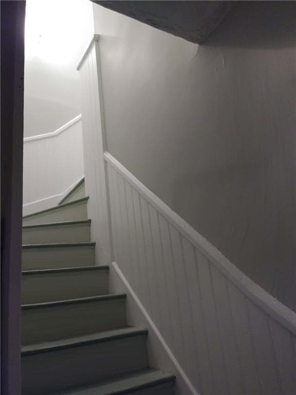 Multi Family at 20 16 Academy Avenue, Providence, photo 19 of 25