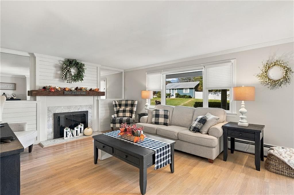 Single Family Residence at 15 Valley View Drive, Smithfield, photo 6 of 45