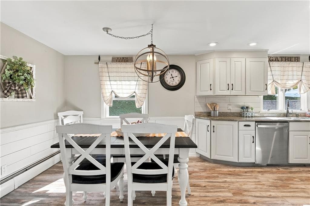 Single Family Residence at 15 Valley View Drive, Smithfield, photo 16 of 45