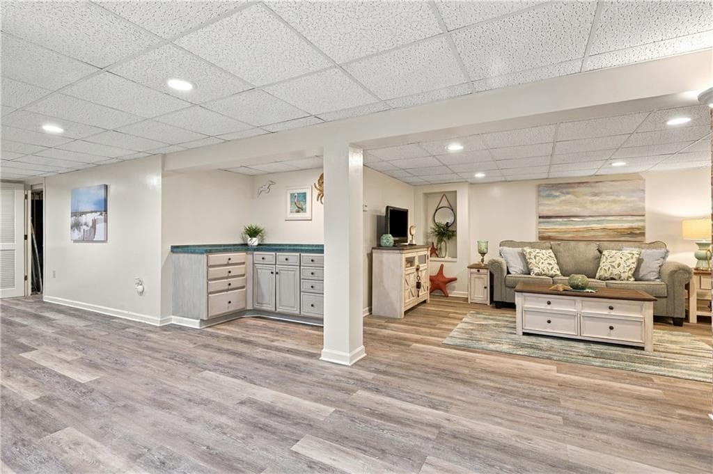 Single Family Residence at 15 Valley View Drive, Smithfield, photo 28 of 45