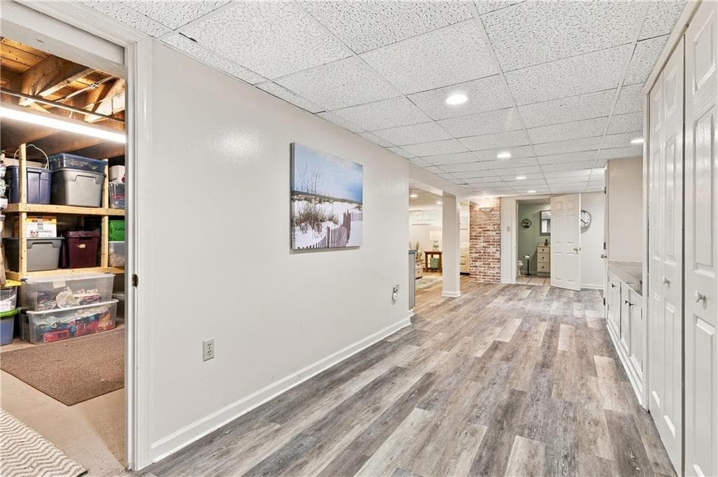 Single Family Residence at 15 Valley View Drive, Smithfield, photo 29 of 45