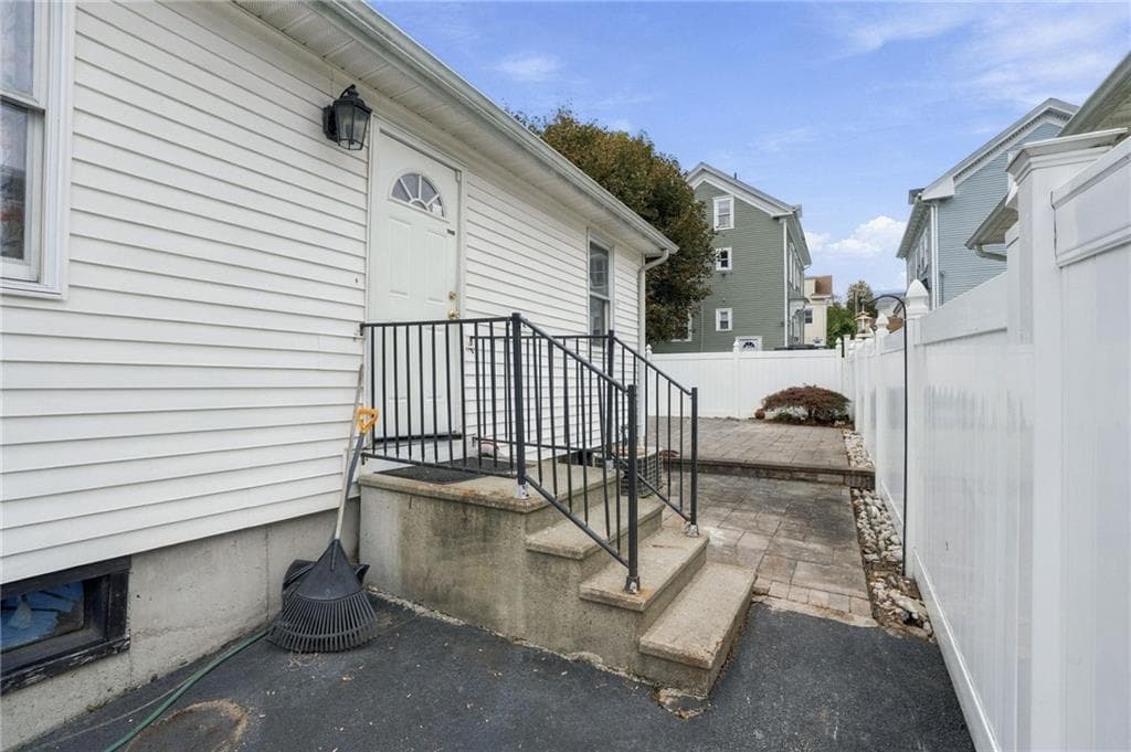 Single Family Residence at 33 Huldah Street, Providence, photo 32 of 37