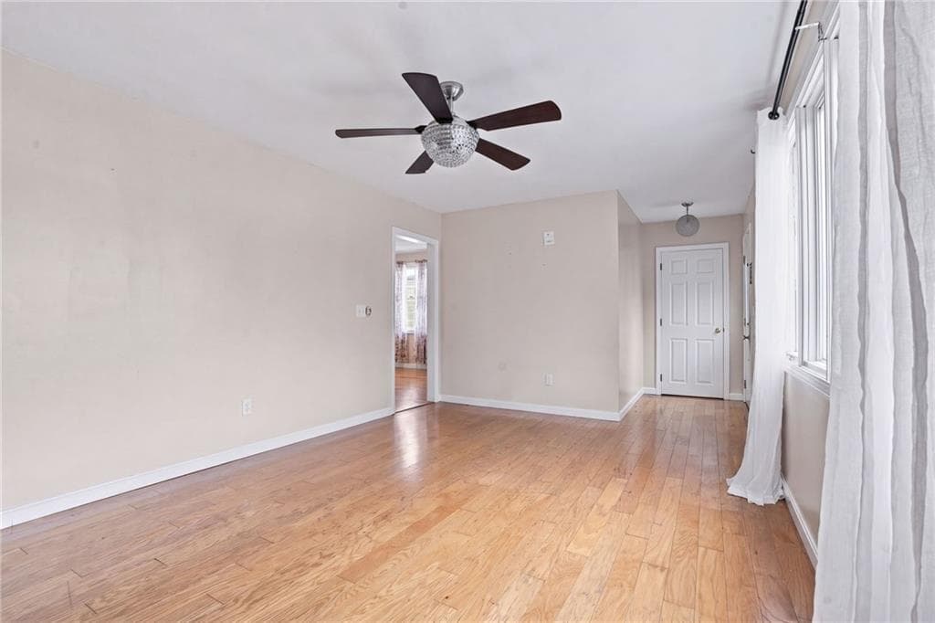 Single Family Residence at 33 Huldah Street, Providence, photo 9 of 37
