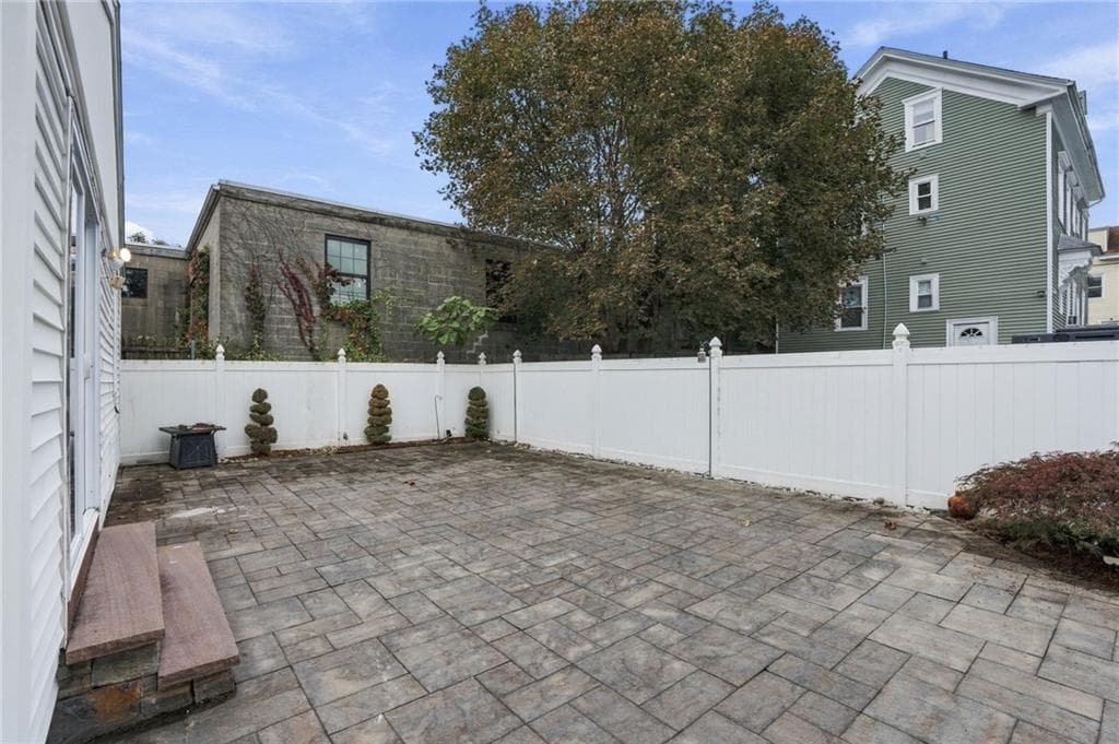 Single Family Residence at 33 Huldah Street, Providence, photo 34 of 37
