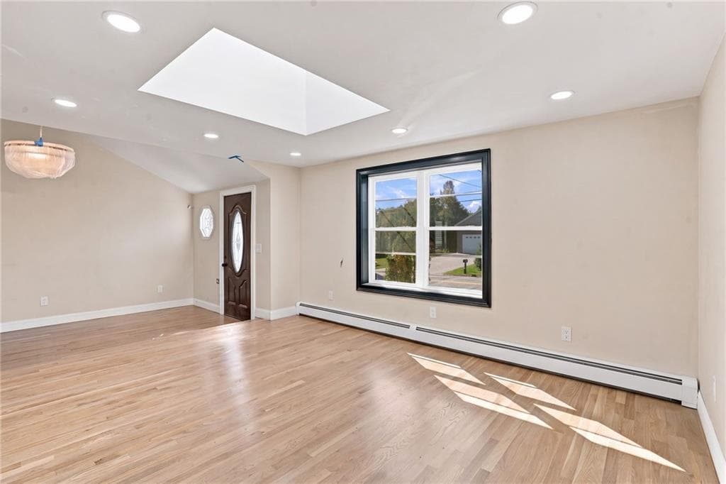 Single Family Residence at 1330 Pippin Orchard Road, Cranston, photo 15 of 41