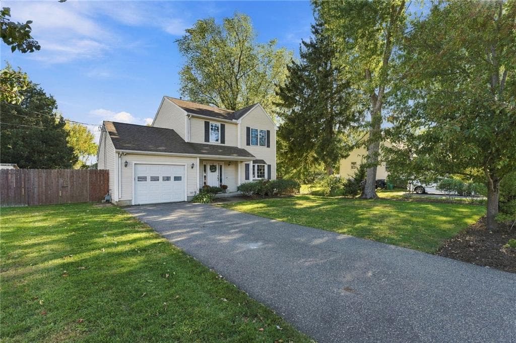 Single Family Residence at 16 Hart Avenue, Warwick, photo 46 of 49