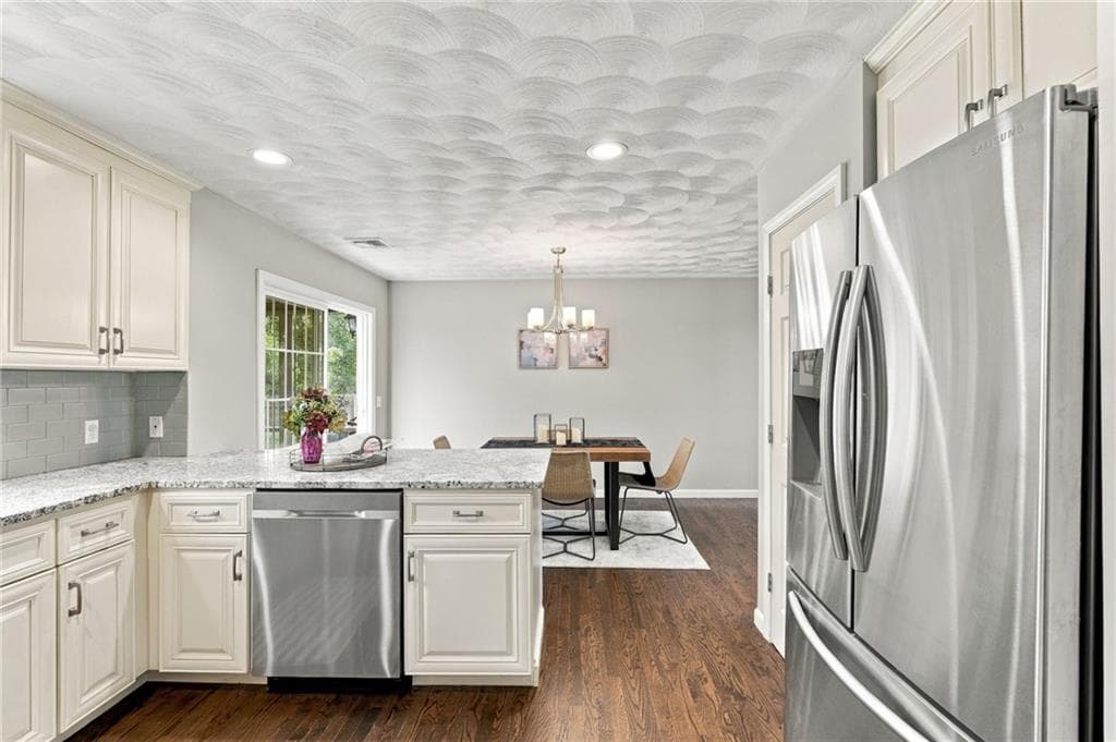 Single Family Residence at 16 Hart Avenue, Warwick, photo 16 of 49