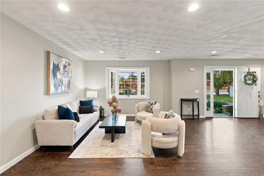 Single Family Residence at 16 Hart Avenue, Warwick, photo 5 of 49
