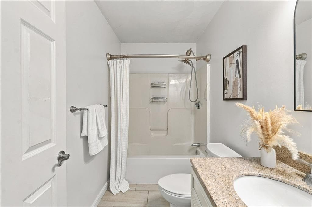 Single Family Residence at 16 Hart Avenue, Warwick, photo 20 of 49