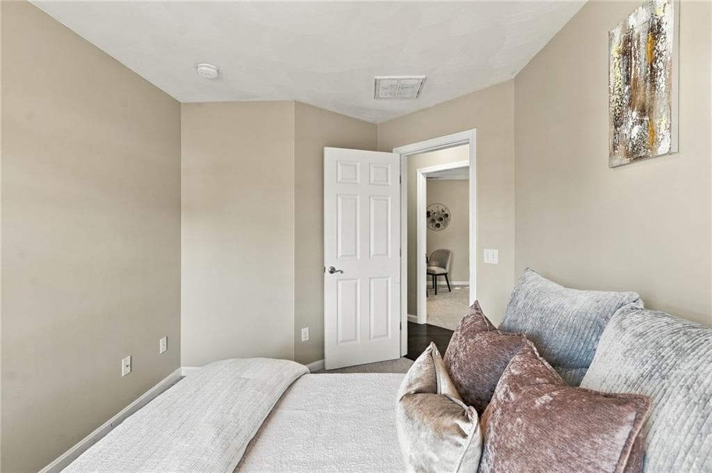 Single Family Residence at 16 Hart Avenue, Warwick, photo 29 of 49